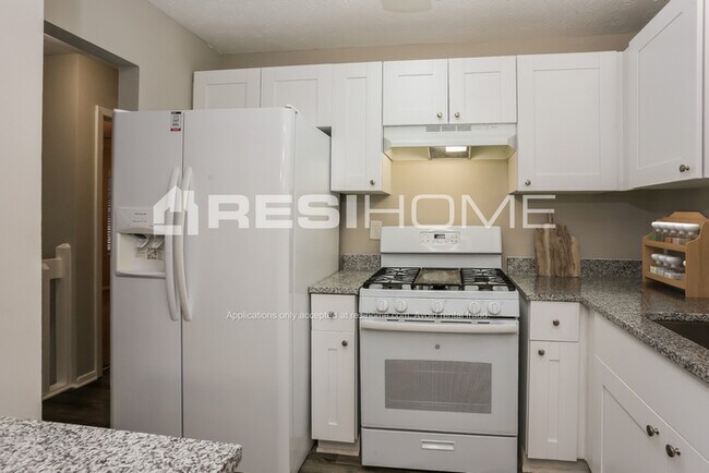Building Photo - 1183 Mill Lake Cir