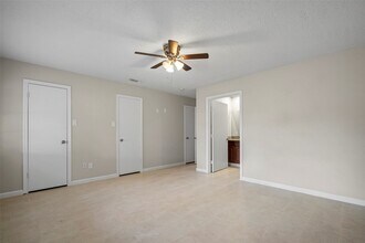Building Photo - 1015 Rock Canyon Dr
