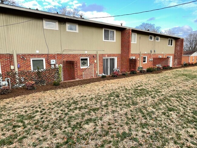 Foto del edificio - 110 21st Ave NE