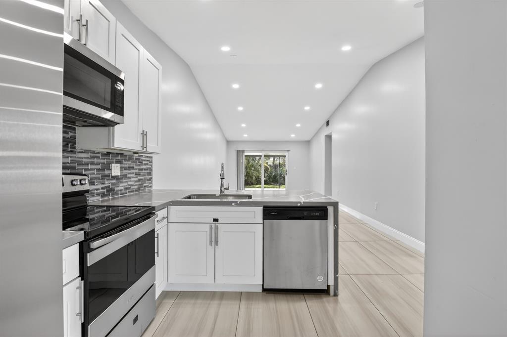 Photo - 4404 Treasure Cove Dr, Dania Beach, Florida 33312