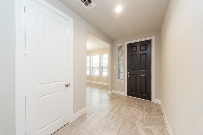 Building Photo - 2587 Artichoke Park Dr