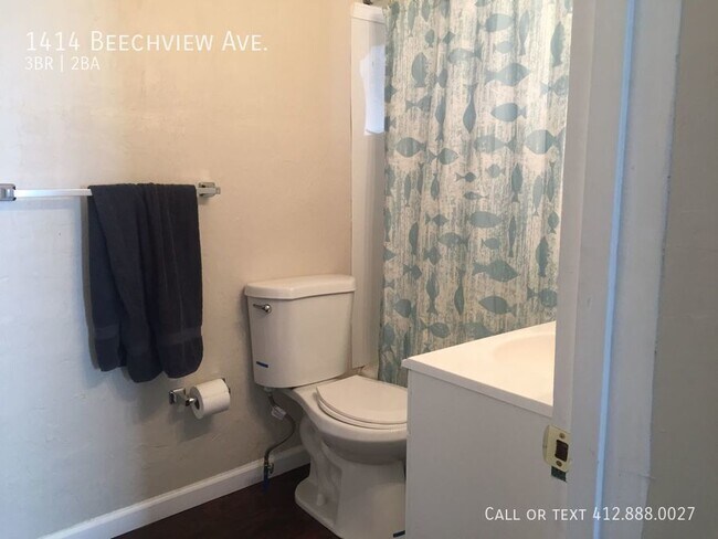 Building Photo - 3 bedroom 2 bath