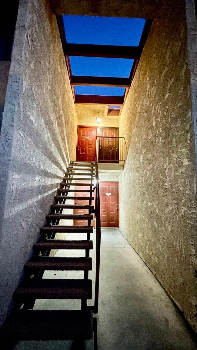 Building Photo - 81840 Avenue Del Mar, Unit A205