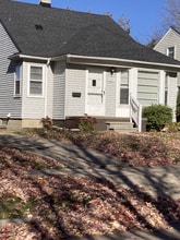 Building Photo - 1509 Chapin Ave