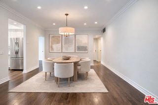 Building Photo - 353 S Reeves Dr