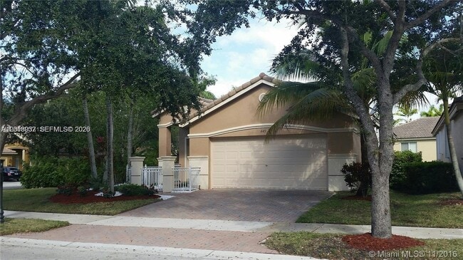 Photo - 449 Silver Palm Way House