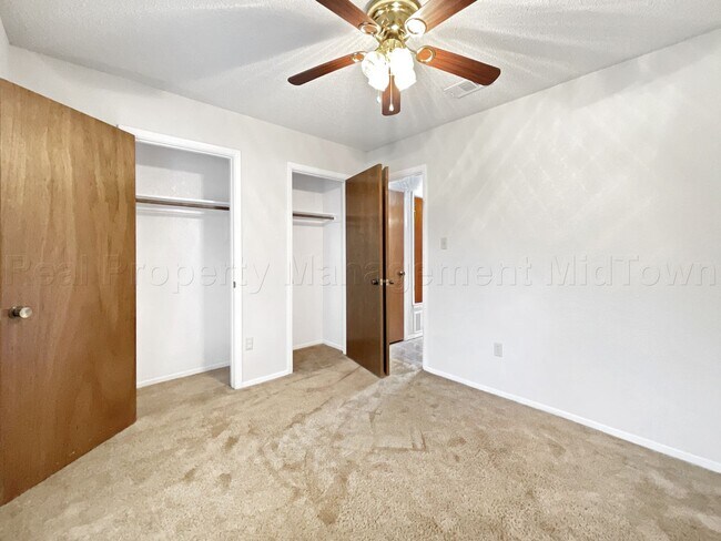 Foto del edificio - 841 S Atkerson Ln