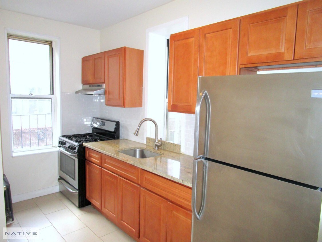 15 Clifford Pl Unit 2R, Brooklyn, NY 11222 Apartment for Rent in
