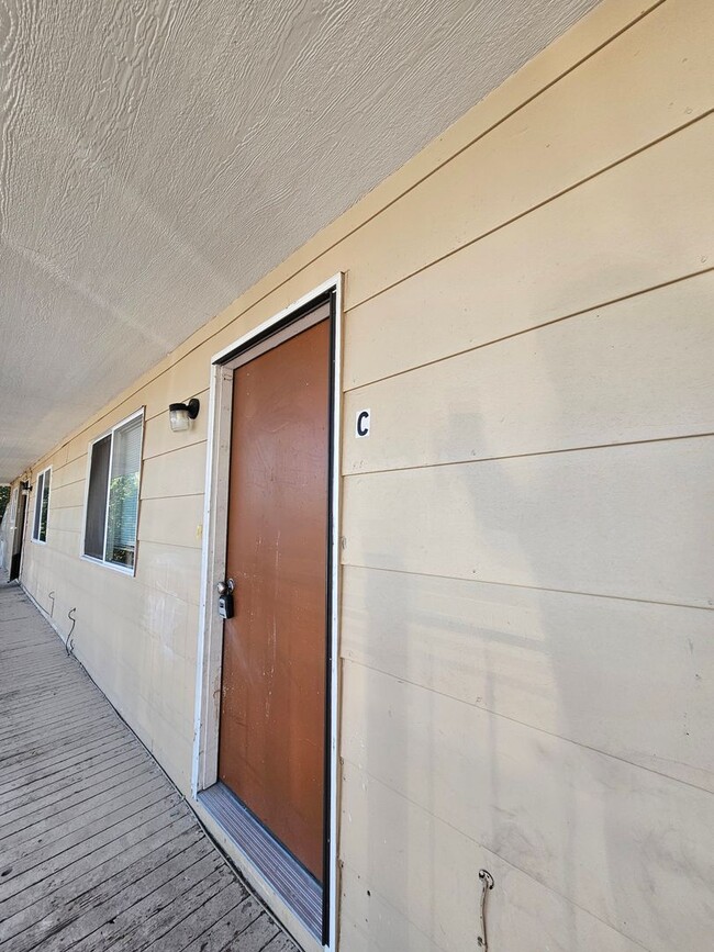 Photo - Cute 2 bedroom unit on University Dr. House