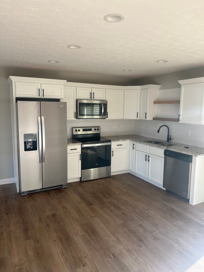 Foto del edificio - 389 Cedar Run St