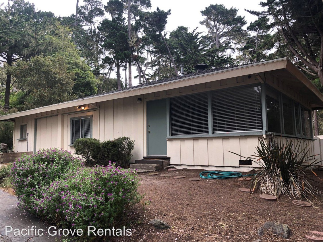 Primary Photo - 1 br, 1 bath House - 3253 17 Mile Drive