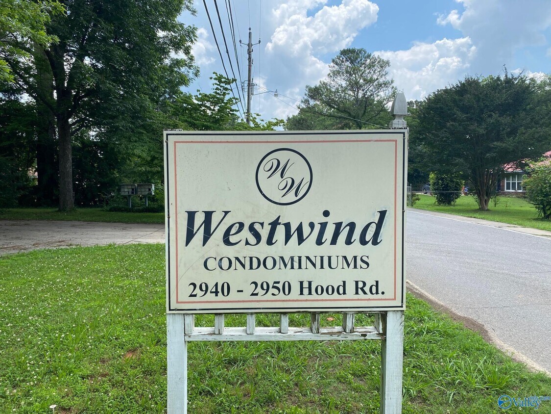 2940 Hood Rd SW Unit I, Huntsville, AL 35805 Condo for Rent in