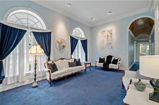 Foto del edificio - 21033 Violet Rd