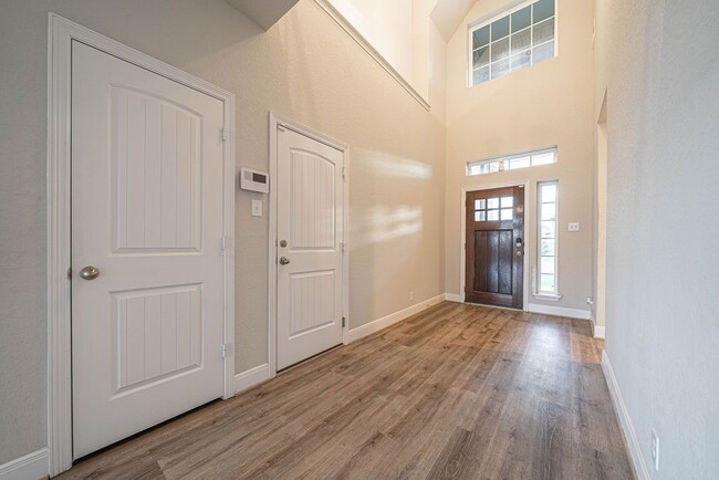 Foto del edificio - 830 Rench