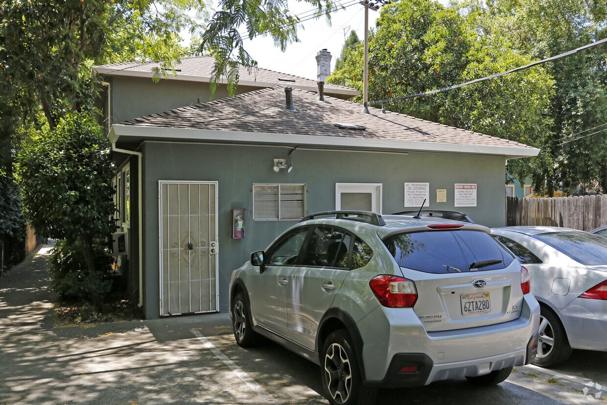 Foto del edificio - 2321 G St