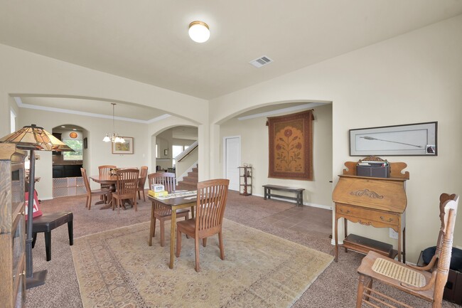 Foto del edificio - 241 Lake Estates Dr