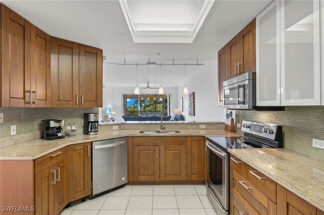 Building Photo - 14817 Laguna Dr