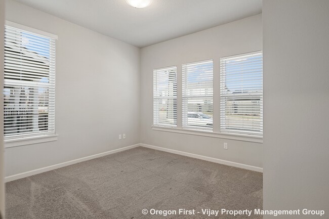 Foto del edificio - 3662 SE 67th Ave