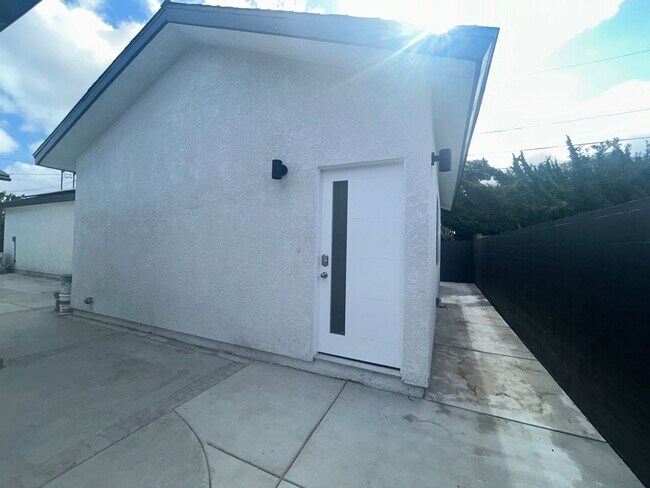 Foto del edificio - Newly Built 3 Bed / 2 Bath House for Rent in Westminster