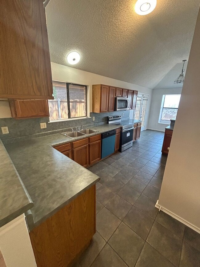 Foto del edificio - Interested in this home? You clearly have exceptional taste!