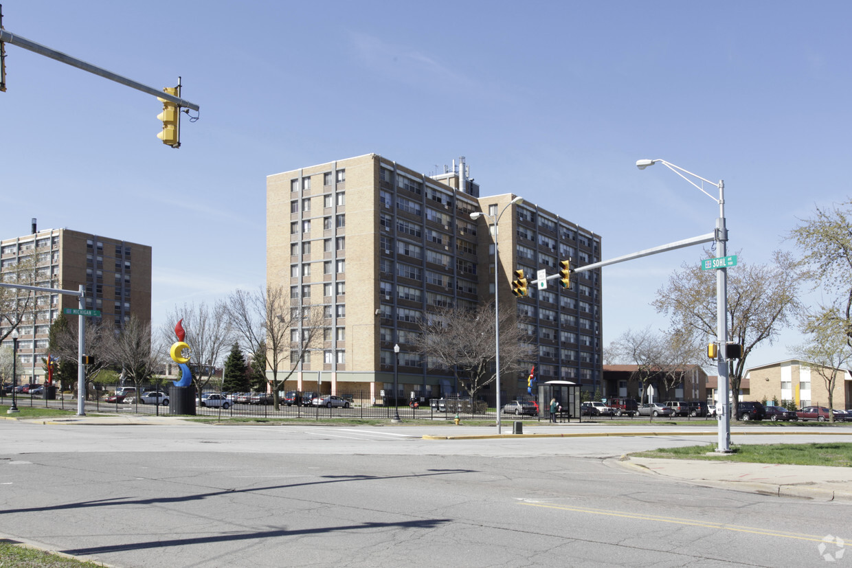 Primary Photo - Renaissance Apartments and Towers