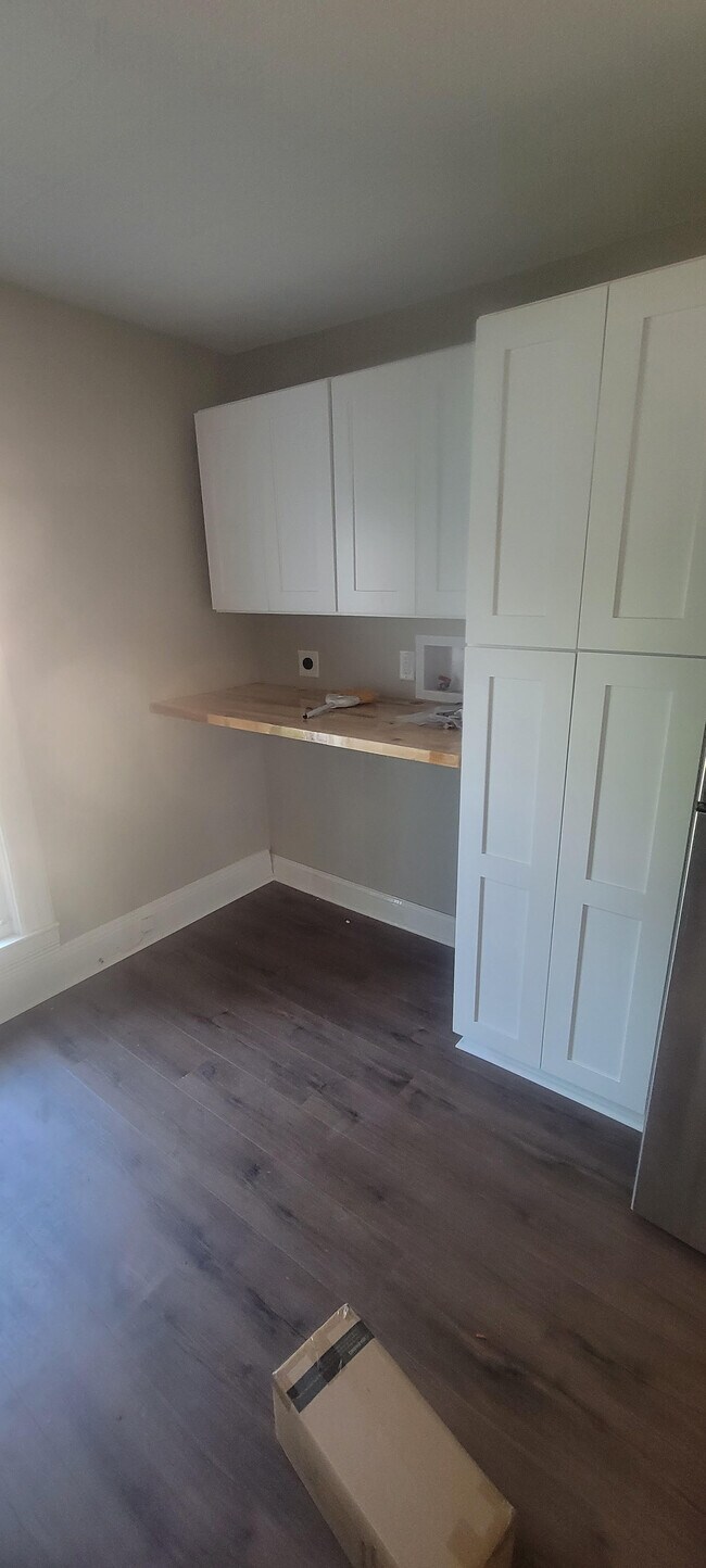 4233 Holt Rd Unit 3, Holt, MI 48842 Apartments in Holt, MI