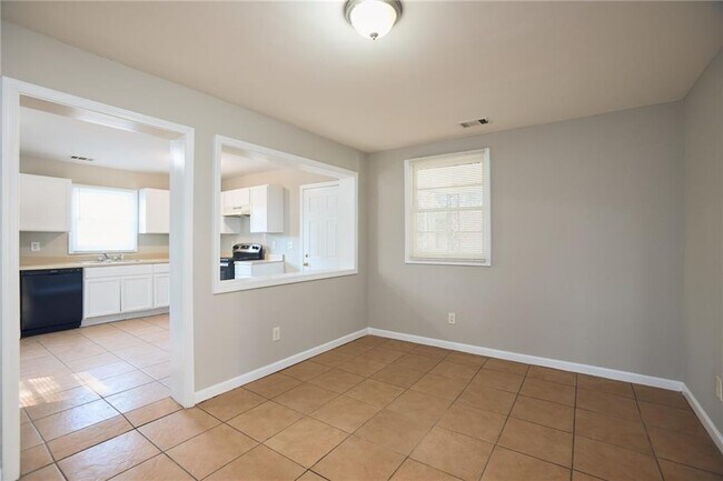 Foto del edificio - 3566 Bolfair Dr NW