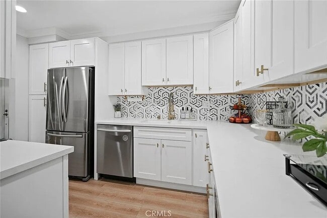 Building Photo - 510 N Jackson St