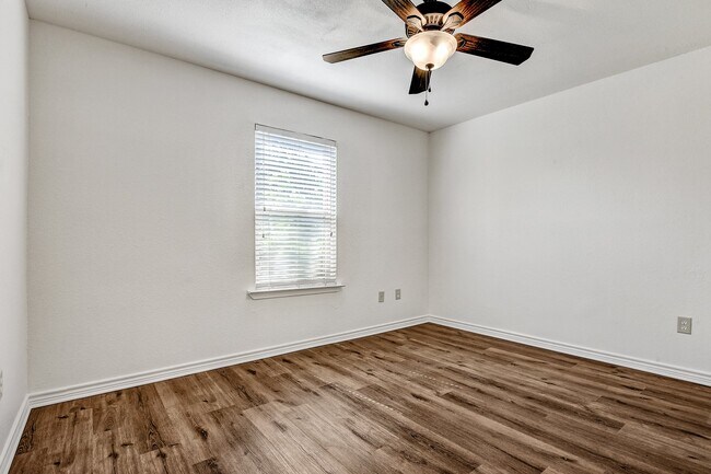 Foto del edificio - 206 Eubanks St