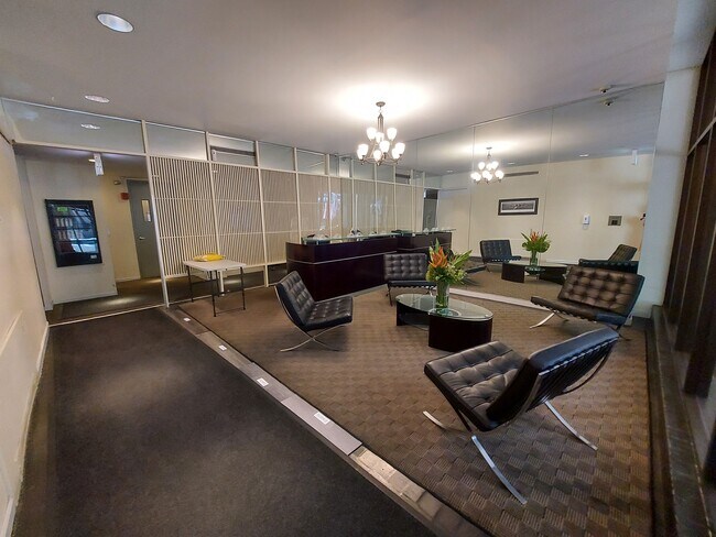 Foto del edificio - 2728 N Hampden Ct