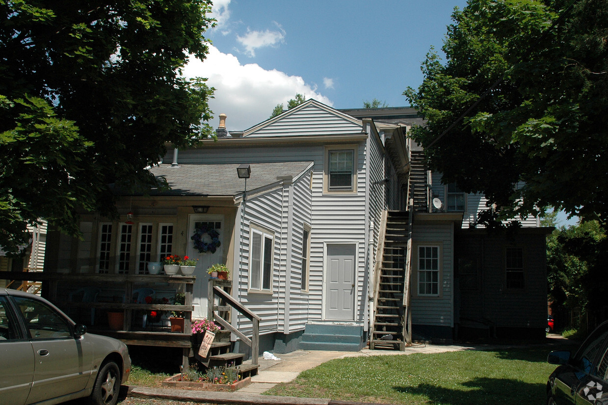 Building Photo - 26 S State St