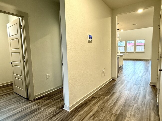 Building Photo - 13916 Lubeck Dr