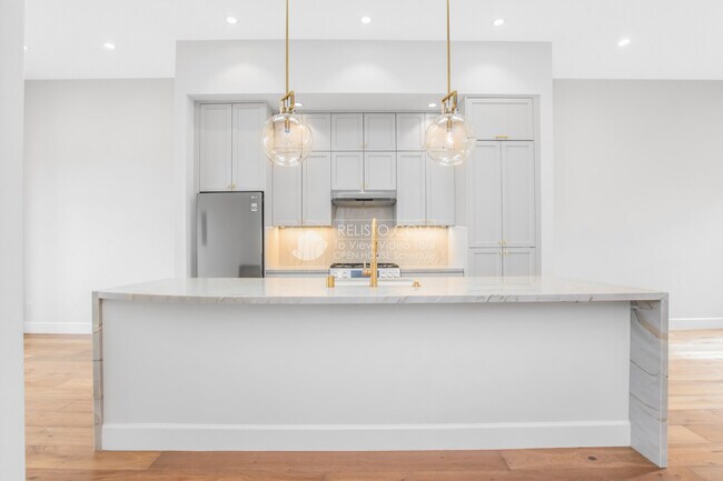 Foto del edificio - 511 Webster St