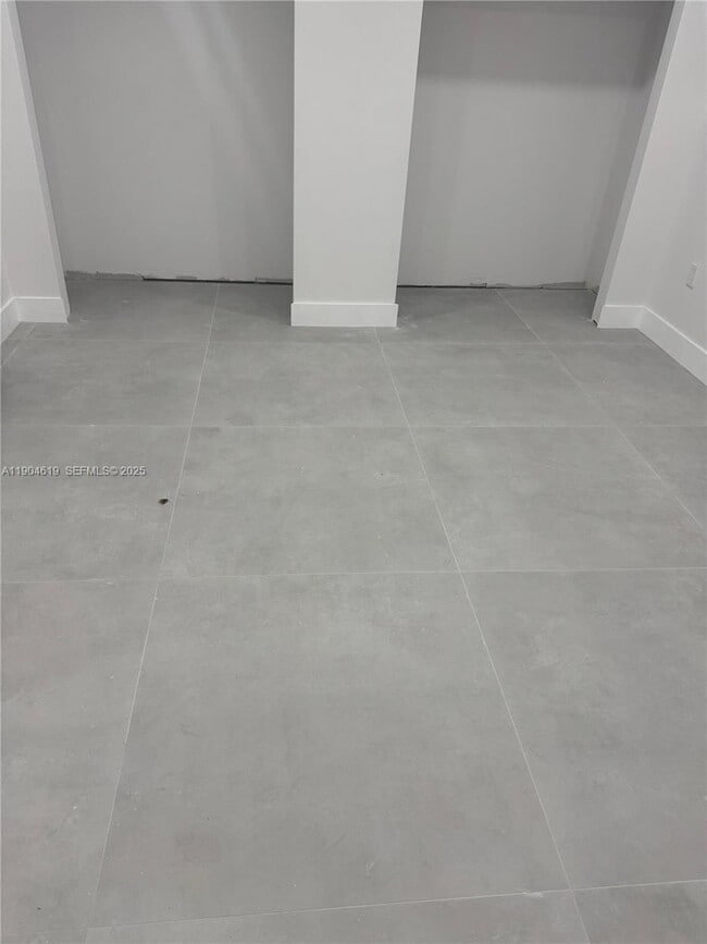 Foto del edificio - 9410 SW 55th St