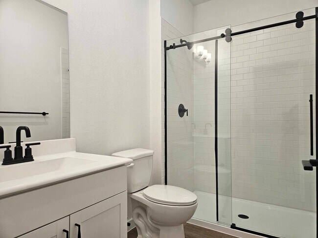 Building Photo - 8426 Tranquil Bay Ct