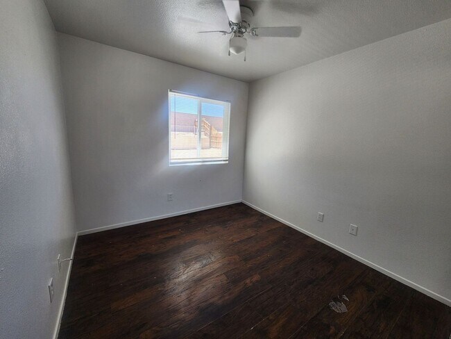 Foto del edificio - 3 Bedroom 2Bath- A Must See!