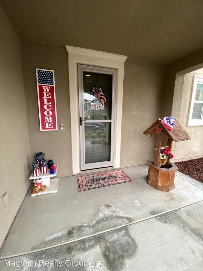 Foto del edificio - 5 br, 5 bath House - 35400 Mahogany Glen Dr