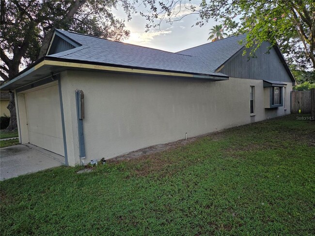 Building Photo - 2010 Branch Tree Ln