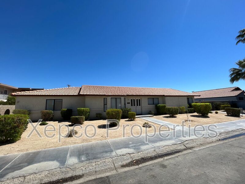Primary Photo - 28640 Landau Blvd