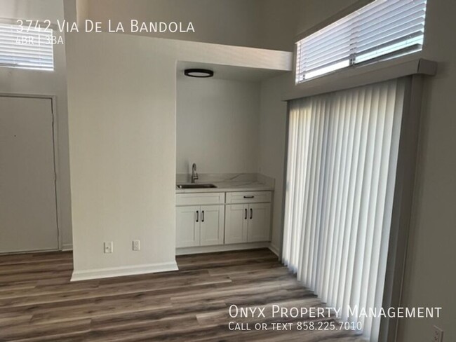 Foto del edificio - 1/2 Off First Month's Rent - Remodeled/Gor...