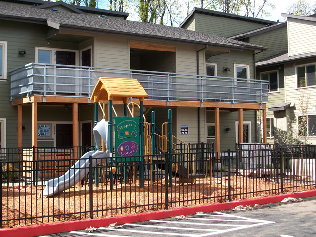 Foto del edificio - Hood River Crossing