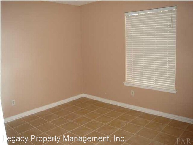 Foto del edificio - 2 br, 1 bath House - 205 McClure A