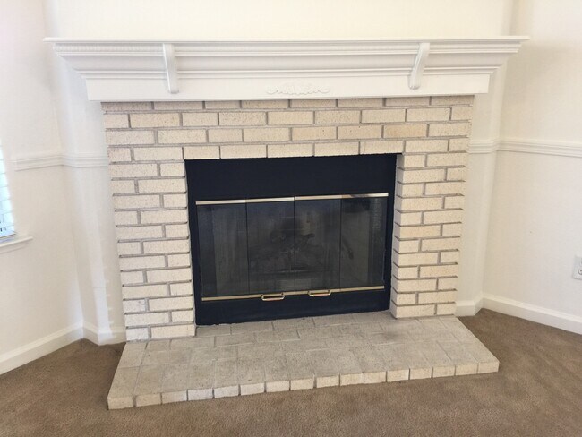 Building Photo - Buchanan Area Home with large yard Availab...