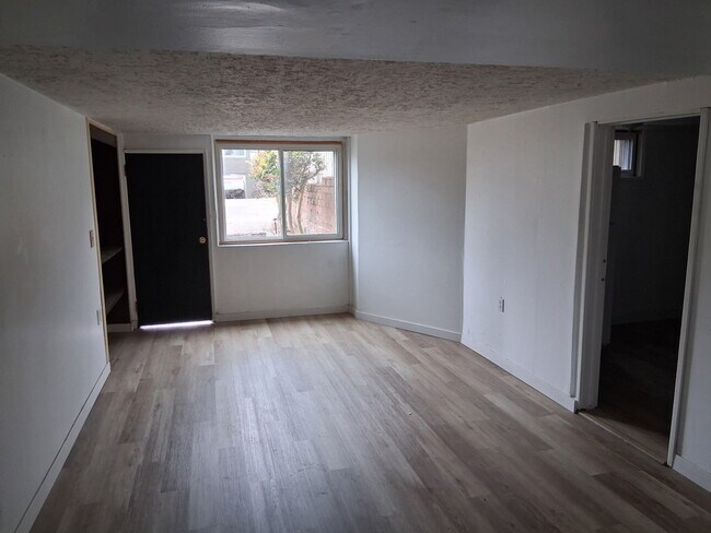 Foto del edificio - 8128 NE Beech St