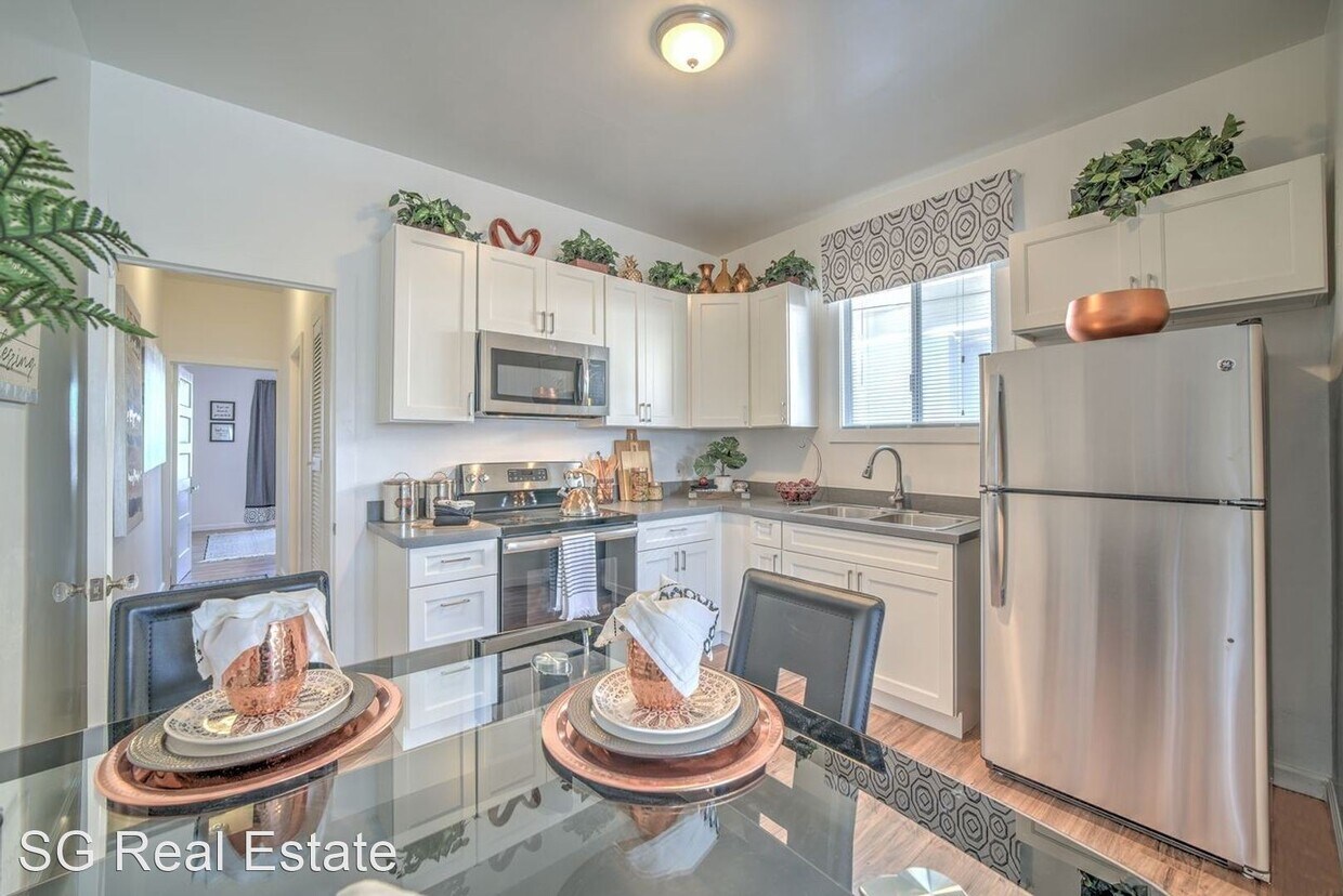 1049 43rd St, Emeryville, CA 94608 Room for Rent in Emeryville, CA