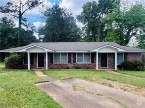 Building Photo - 108-110 Lacosta Cir