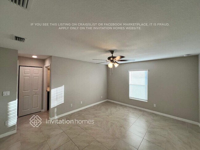 Foto del edificio - 2261 SE Heathwood Cir