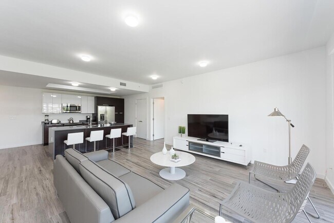 Building Photo - 2955 Bird Ave