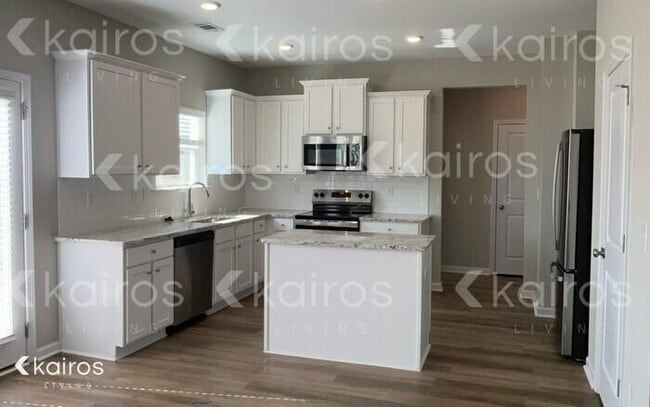 Foto del edificio - 7259 Foggy River Dr