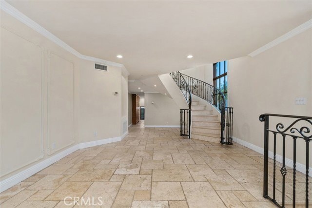 Building Photo - 148 W Marquita